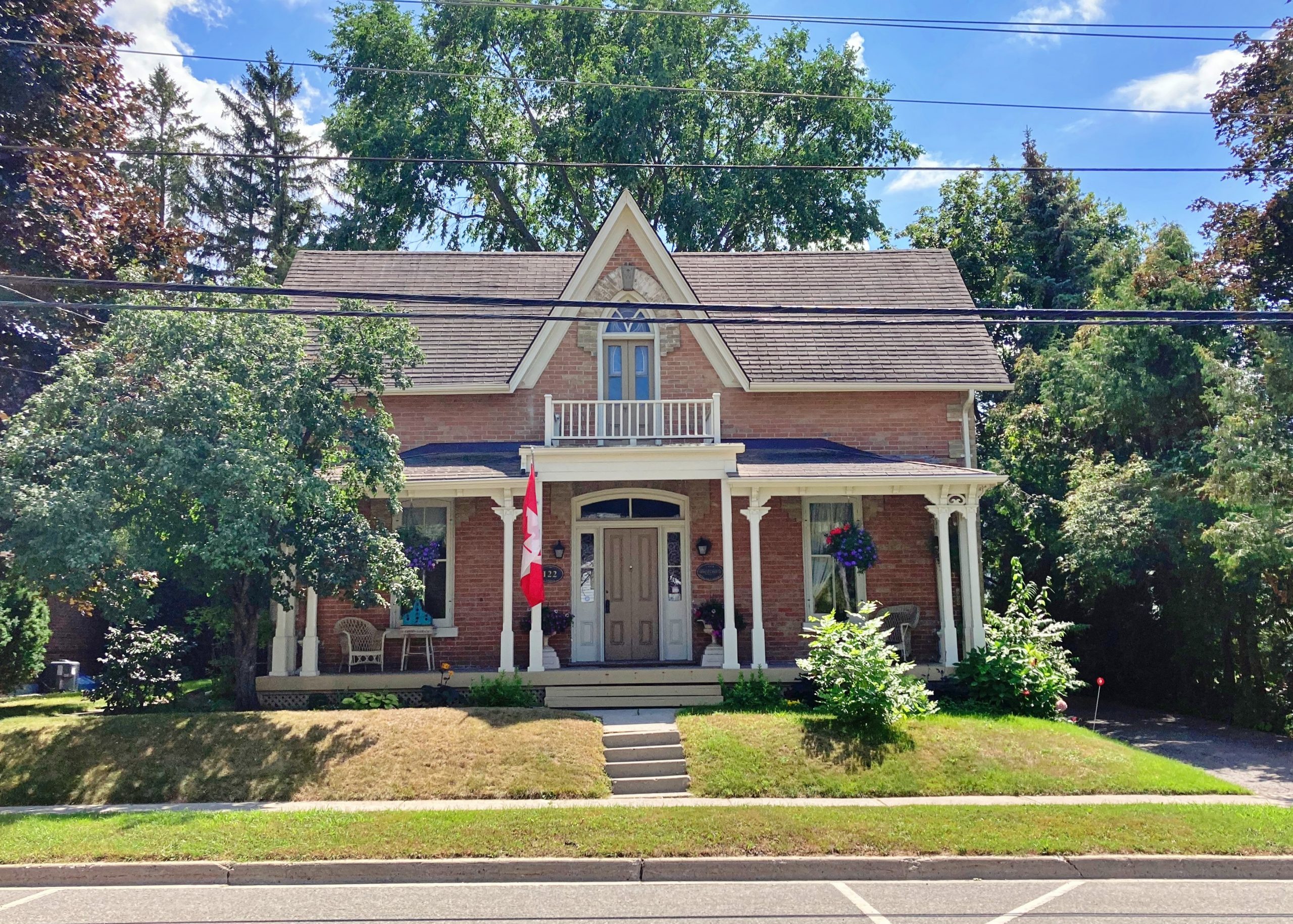 Robert Mooney Residence