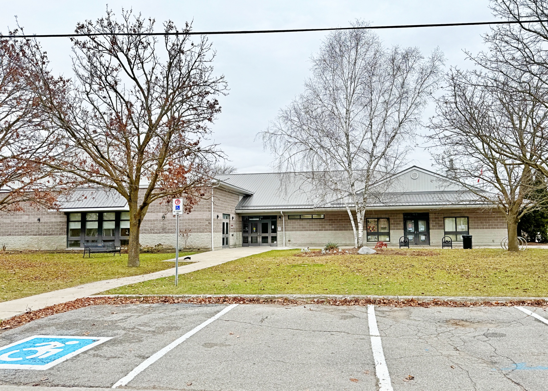 Uxbridge Seniors Centre